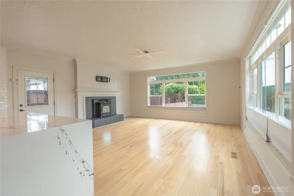 322 NE Kirby Avenue Castle Rock, WA 98611