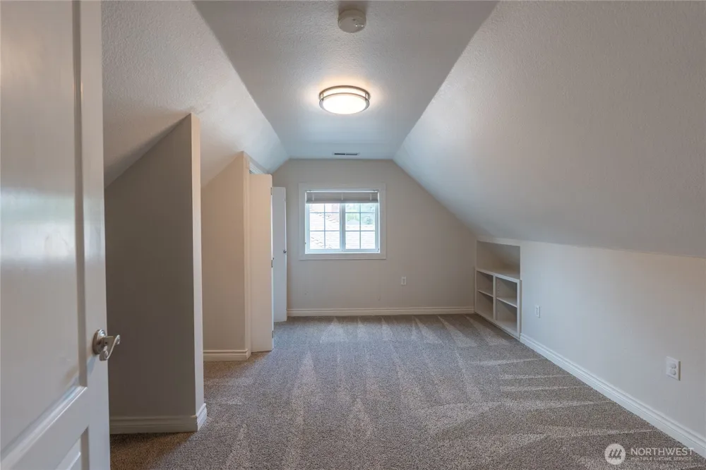 322 NE Kirby Avenue Castle Rock, WA 98611