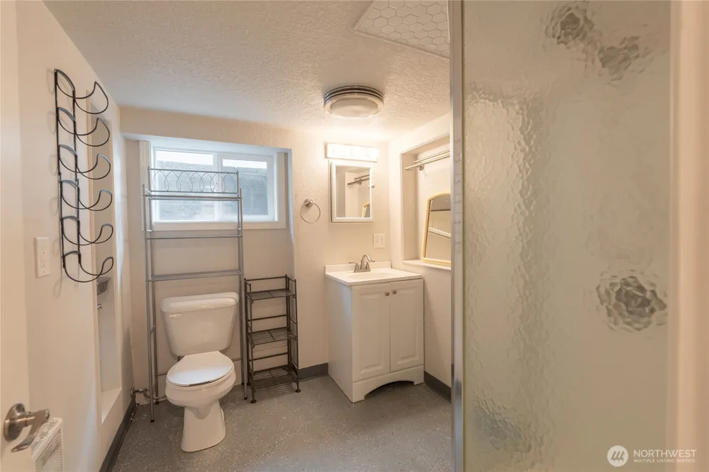 322 NE Kirby Avenue Castle Rock, WA 98611