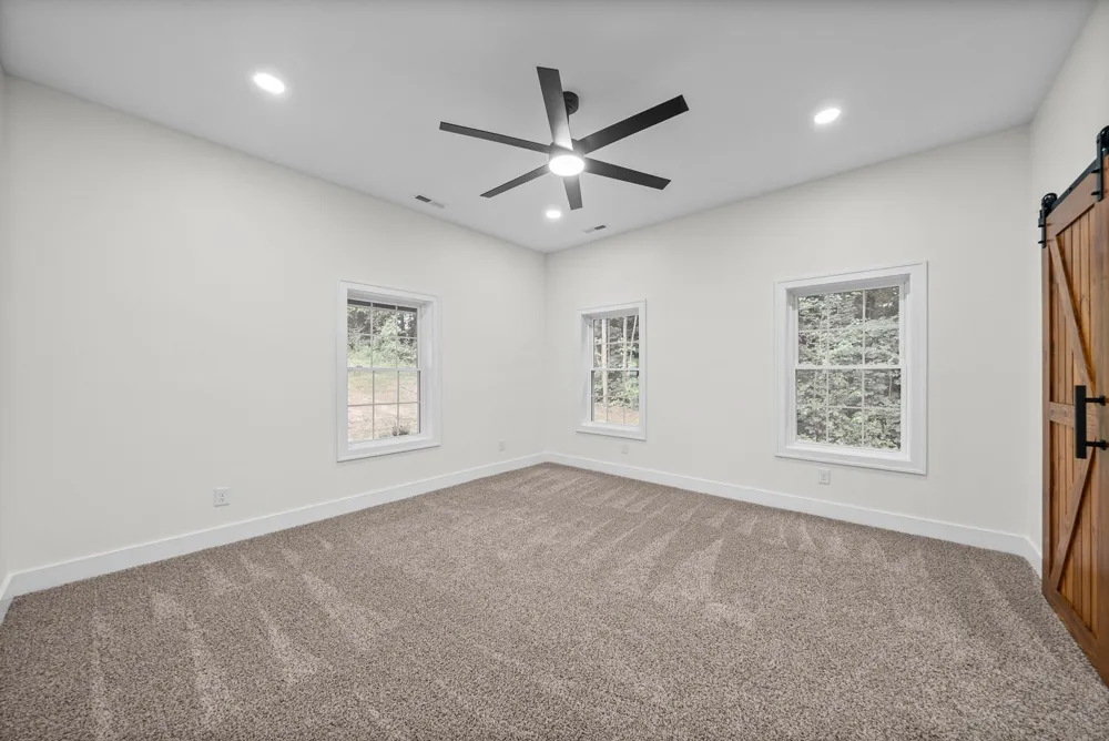 4151 Southside Rd Southside, TN 37171