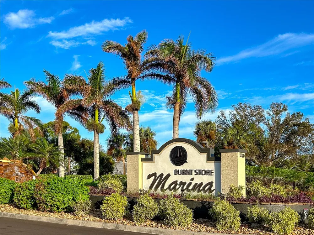 6011 KEY LARGO CIRCLE Punta Gorda, FL 33955