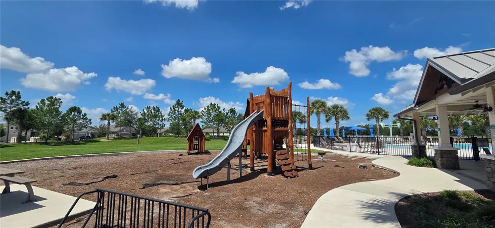 10322 HOLSTEIN EDGE PLACE Riverview, FL 33569