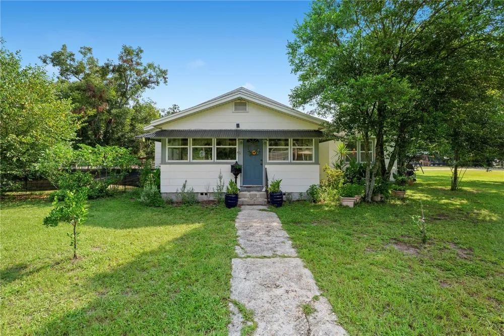 85276 HARTS ROAD Yulee, FL 32097