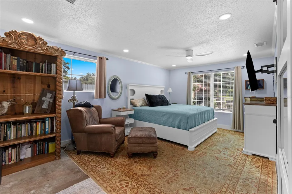 85276 HARTS ROAD Yulee, FL 32097