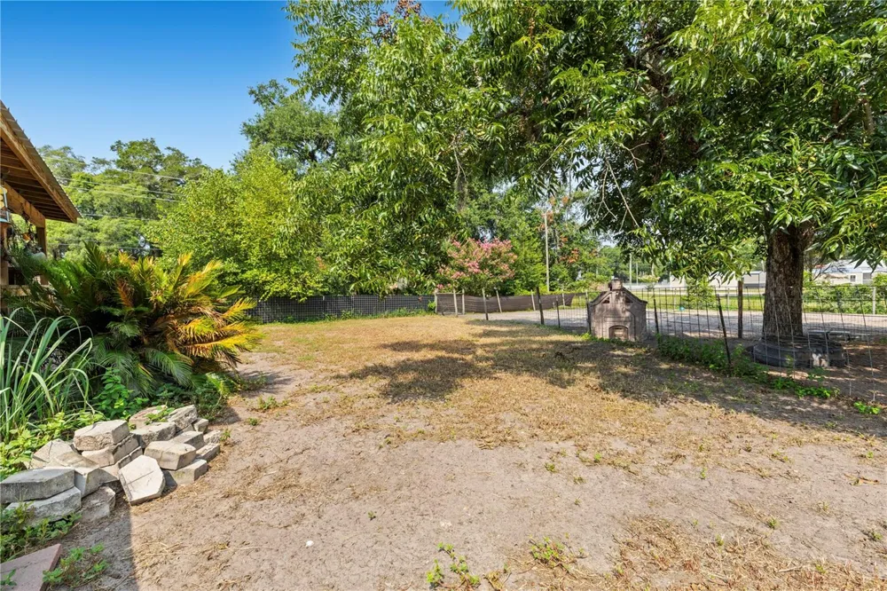 85276 HARTS ROAD Yulee, FL 32097