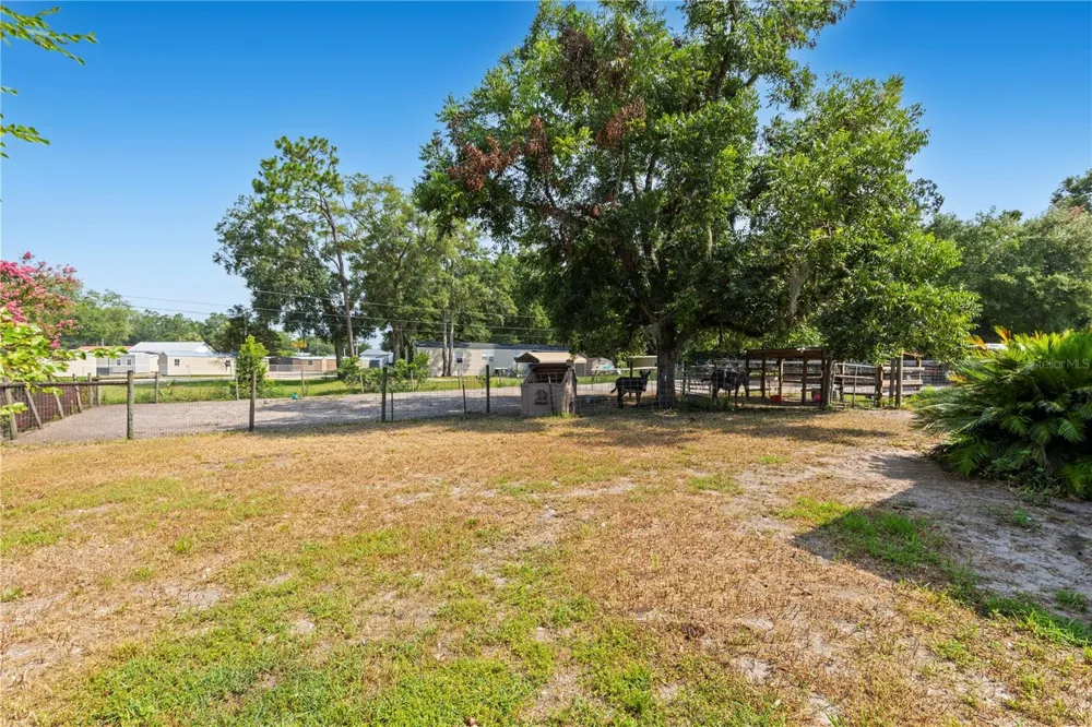 85276 HARTS ROAD Yulee, FL 32097