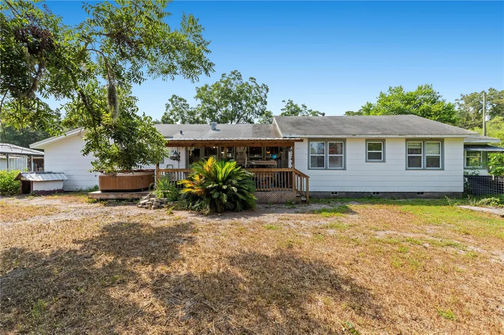 85276 HARTS ROAD Yulee, FL 32097