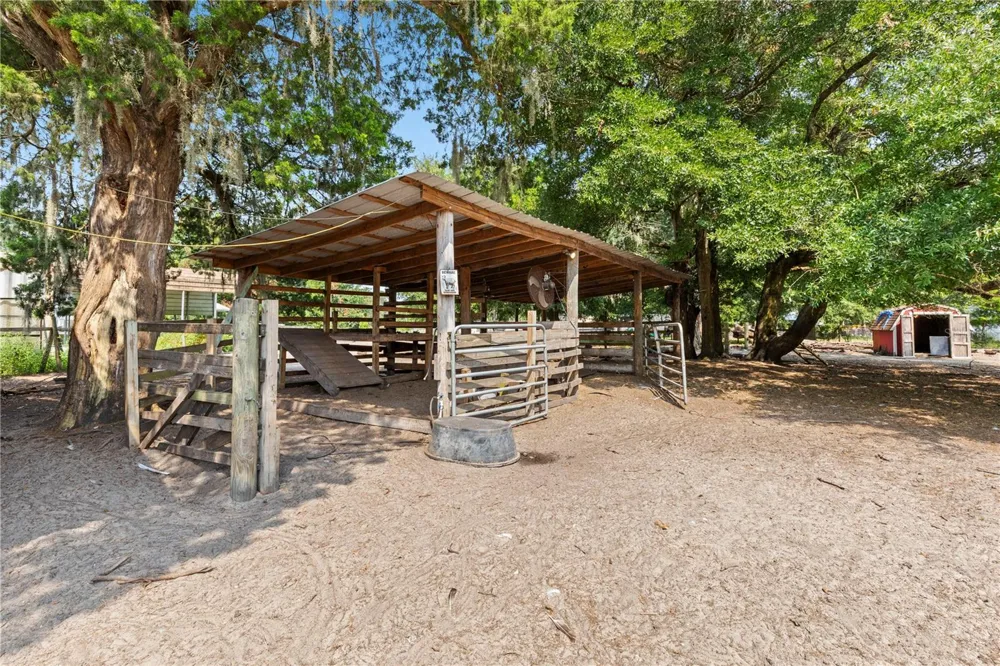 85276 HARTS ROAD Yulee, FL 32097