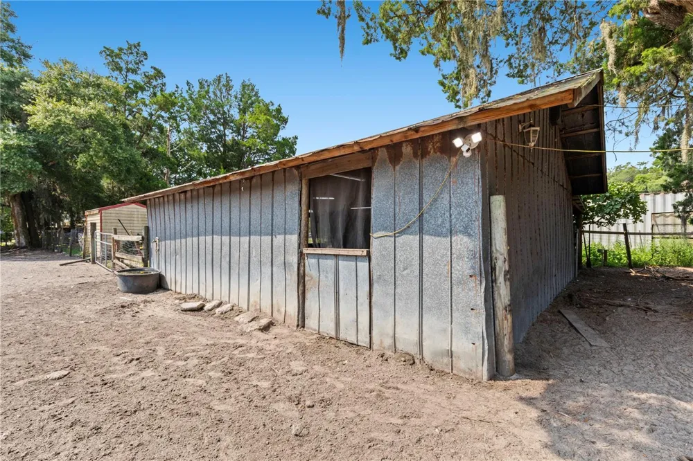 85276 HARTS ROAD Yulee, FL 32097