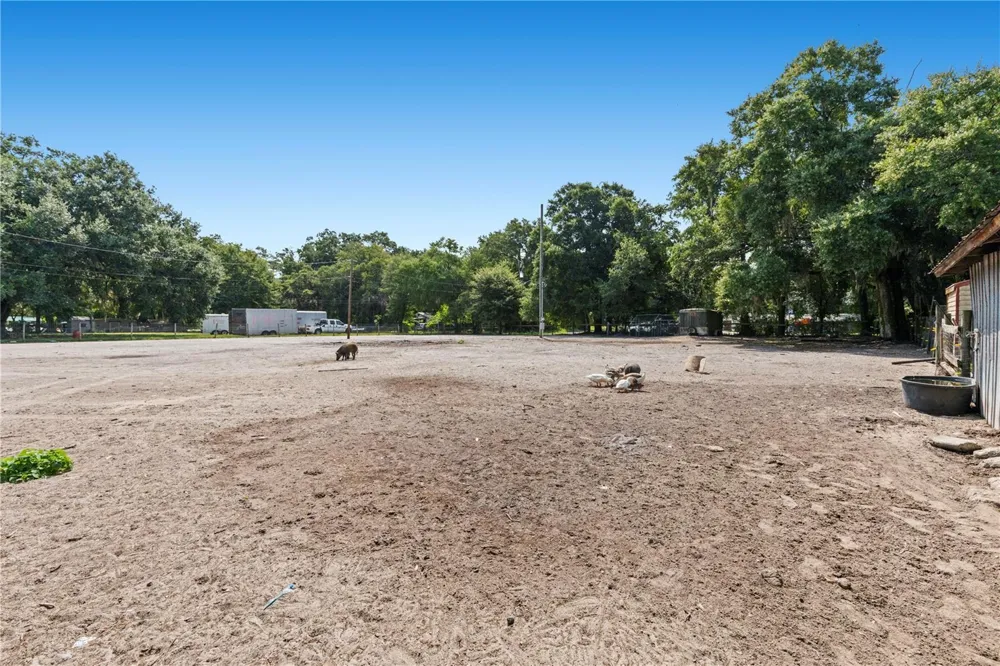 85276 HARTS ROAD Yulee, FL 32097