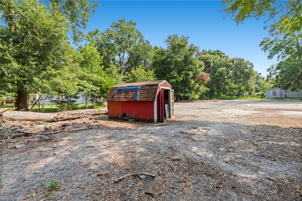 85276 HARTS ROAD Yulee, FL 32097