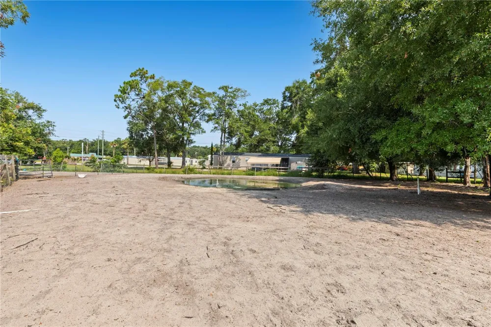85276 HARTS ROAD Yulee, FL 32097