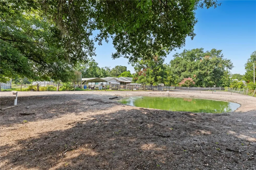 85276 HARTS ROAD Yulee, FL 32097
