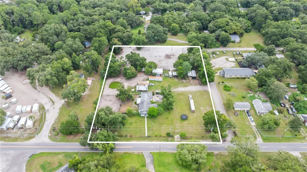 85276 HARTS ROAD Yulee, FL 32097