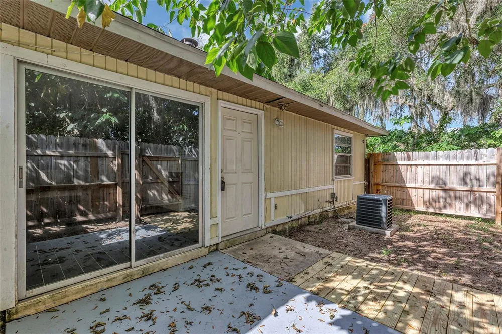 3990 SE 17TH CT #B ocala, FL 34480