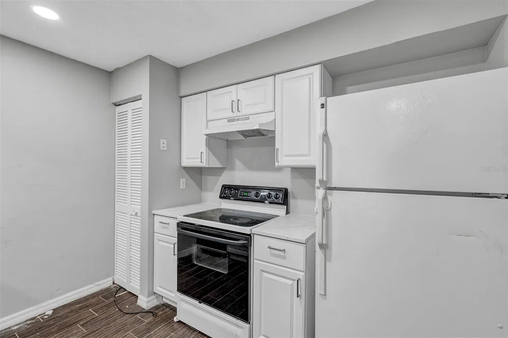 3990 SE 17TH CT #B ocala, FL 34480