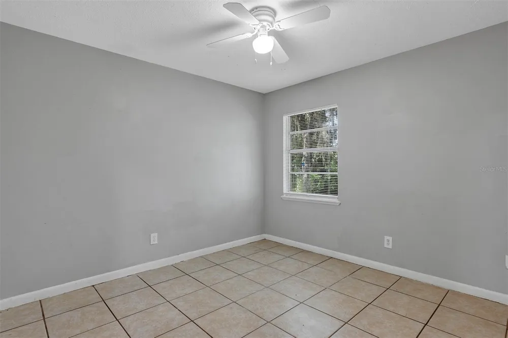 3990 SE 17TH CT #B ocala, FL 34480