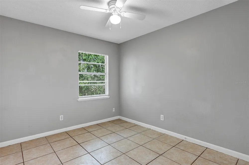 3990 SE 17TH CT #B ocala, FL 34480