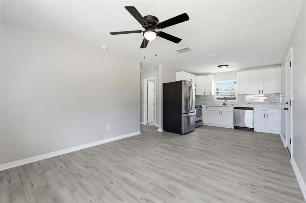 7100 13TH STREET St Petersburg, FL 33702
