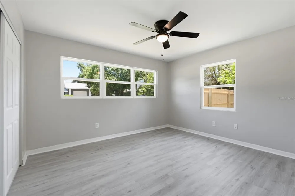 7100 13TH STREET St Petersburg, FL 33702