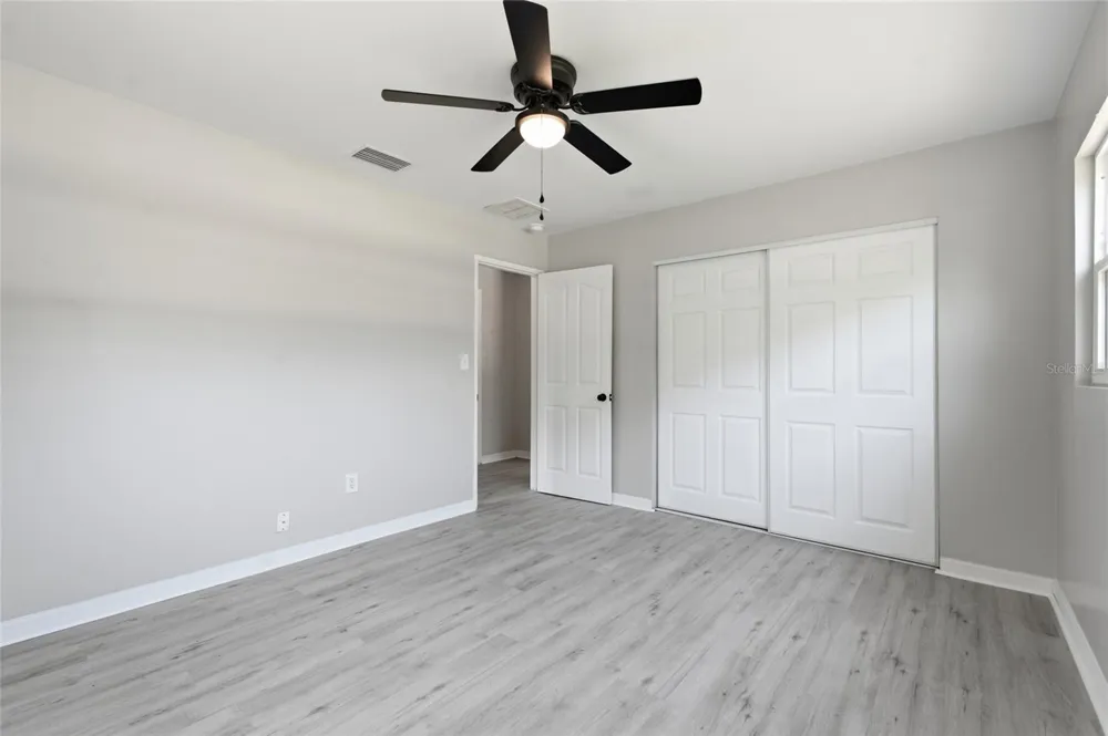 7100 13TH STREET St Petersburg, FL 33702