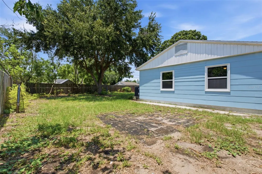 7100 13TH STREET St Petersburg, FL 33702