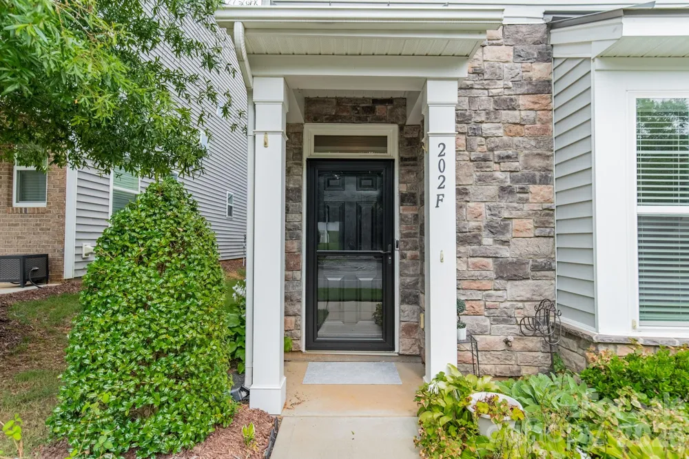 202 Waterlynn Ridge Road #F Mooresville, NC 28117