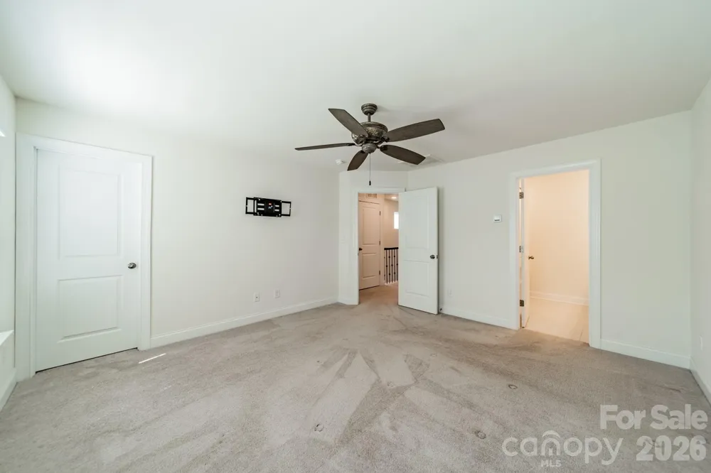 202 Waterlynn Ridge Road #F Mooresville, NC 28117