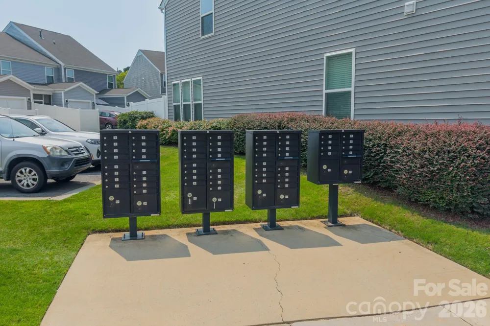 202 Waterlynn Ridge Road #F Mooresville, NC 28117