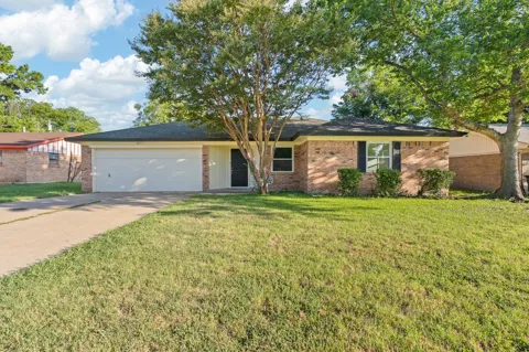 1206 Hemphill Drive