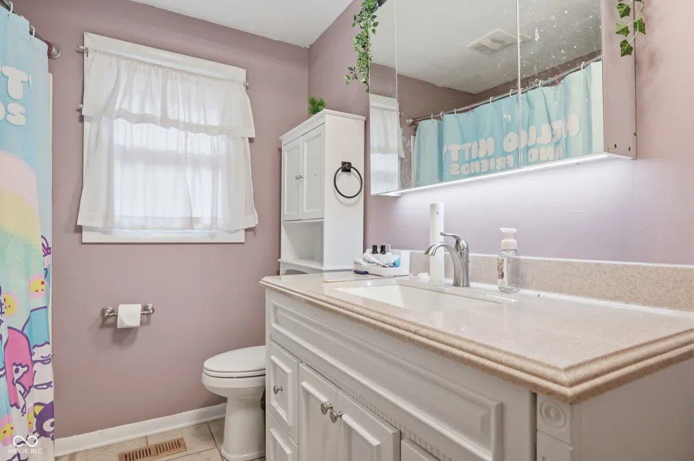 5670 S Rowena Court Pendleton, IN 46064