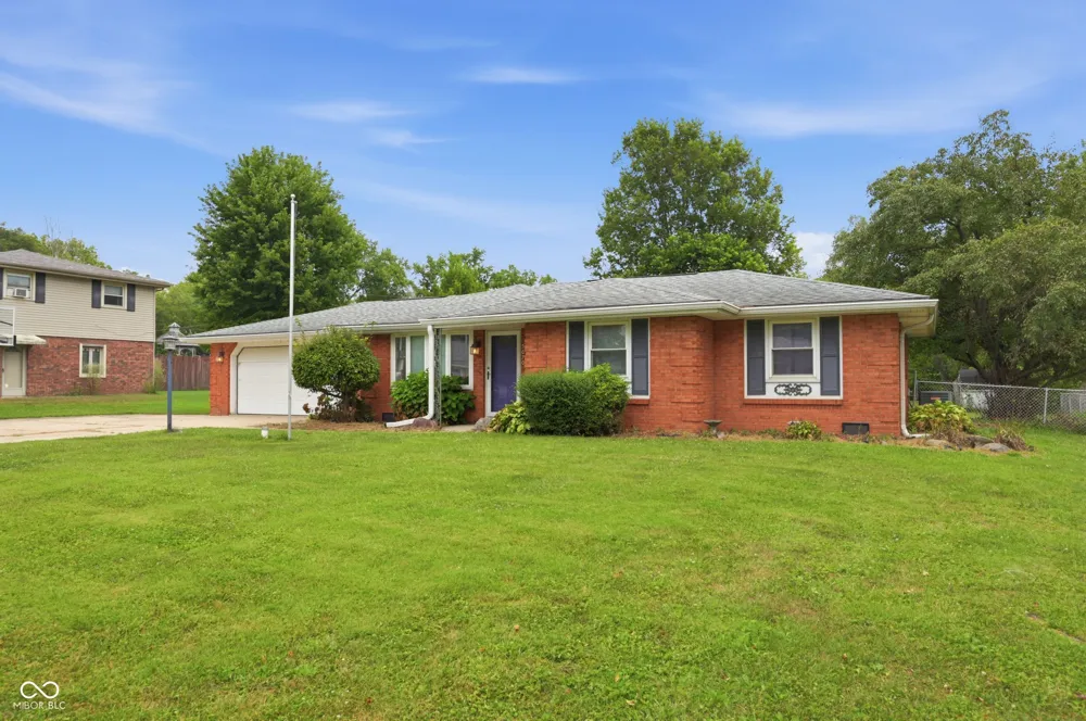 5670 S Rowena Court Pendleton, IN 46064