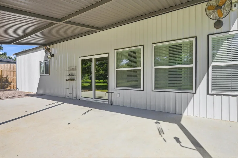 210 County Road 2184 Gainesville, TX 76240