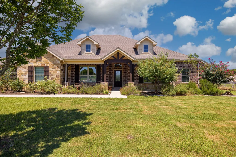 21867 County Road 820 Farmersville, TX 75442