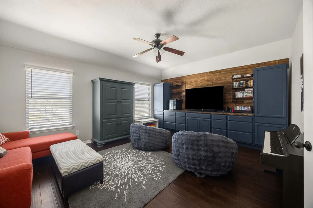 21867 County Road 820 Farmersville, TX 75442