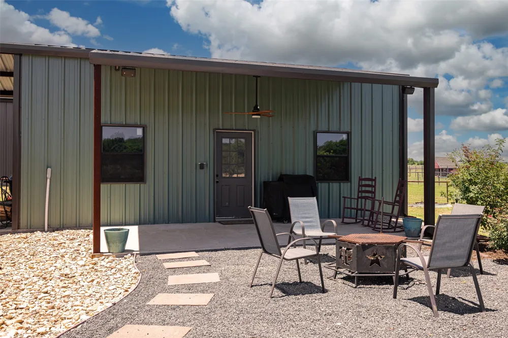 21867 County Road 820 Farmersville, TX 75442