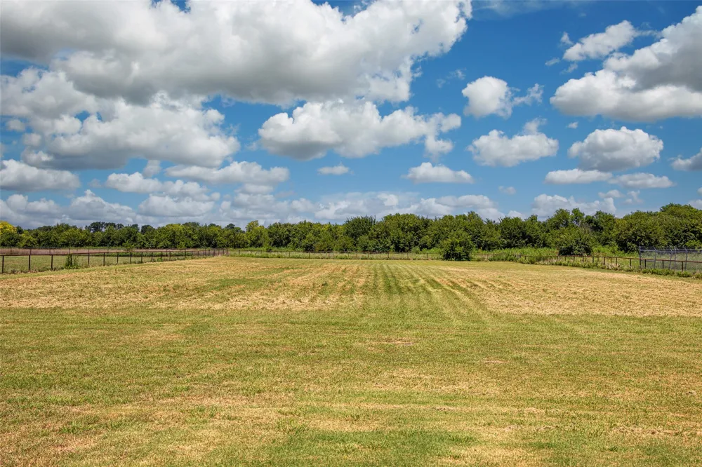 21867 County Road 820 Farmersville, TX 75442
