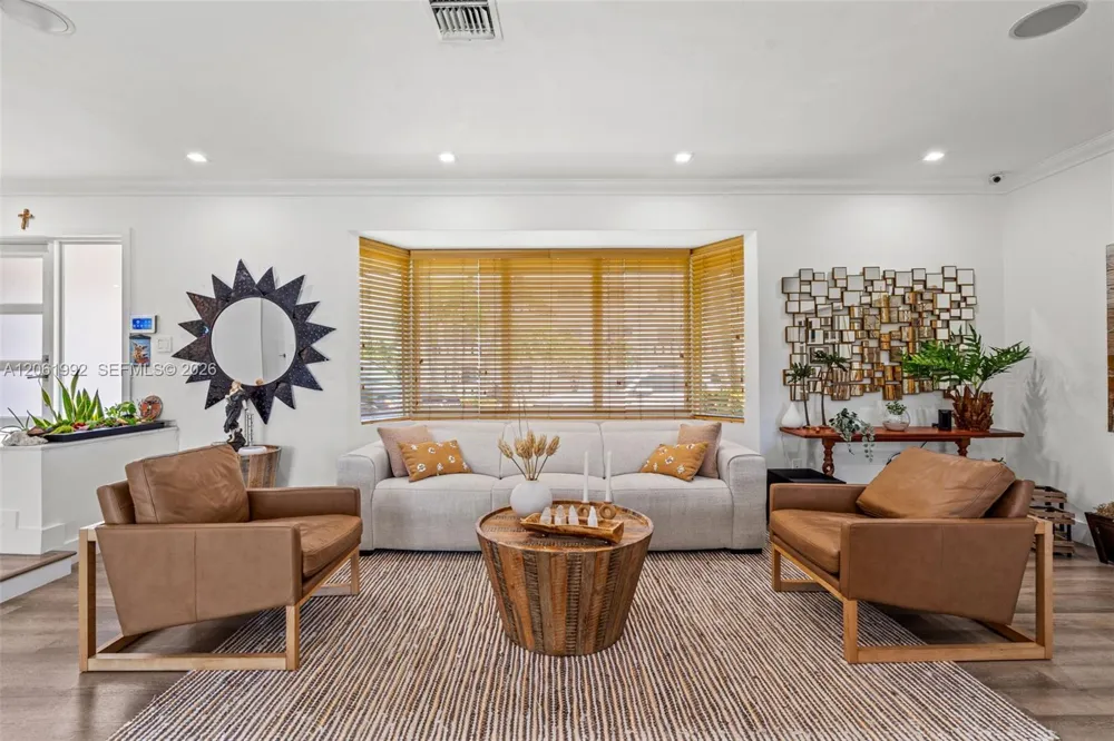 1871 NE 186th St North Miami Beach, FL 33179