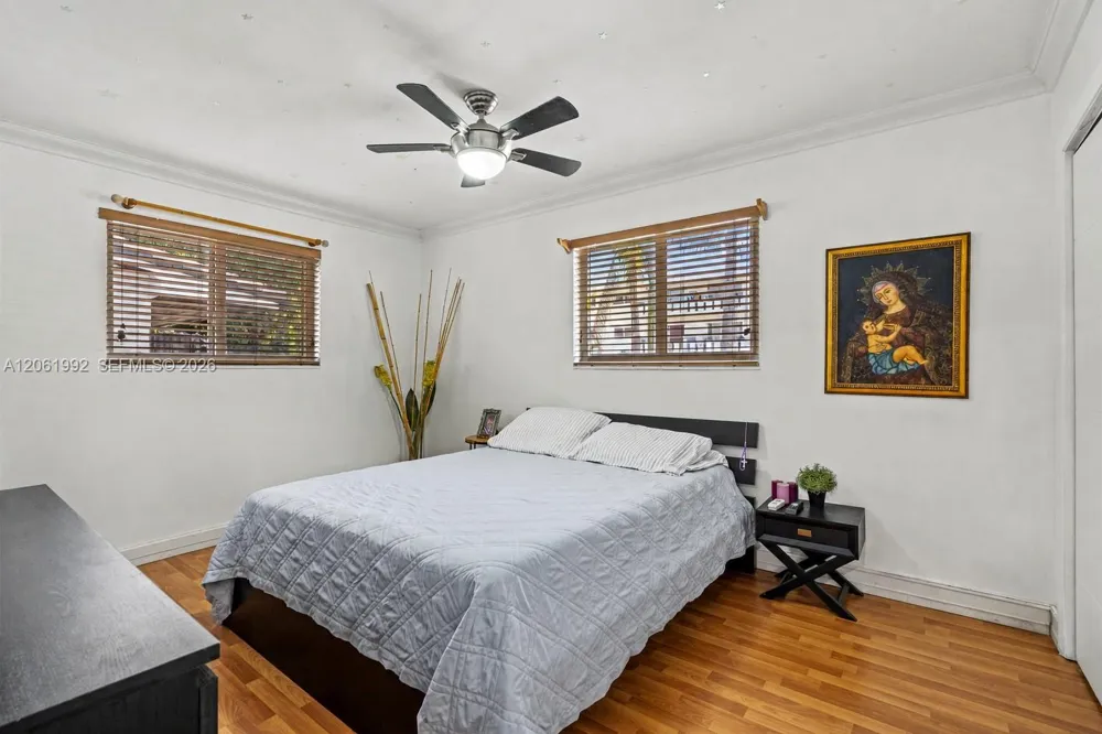 1871 NE 186th St North Miami Beach, FL 33179