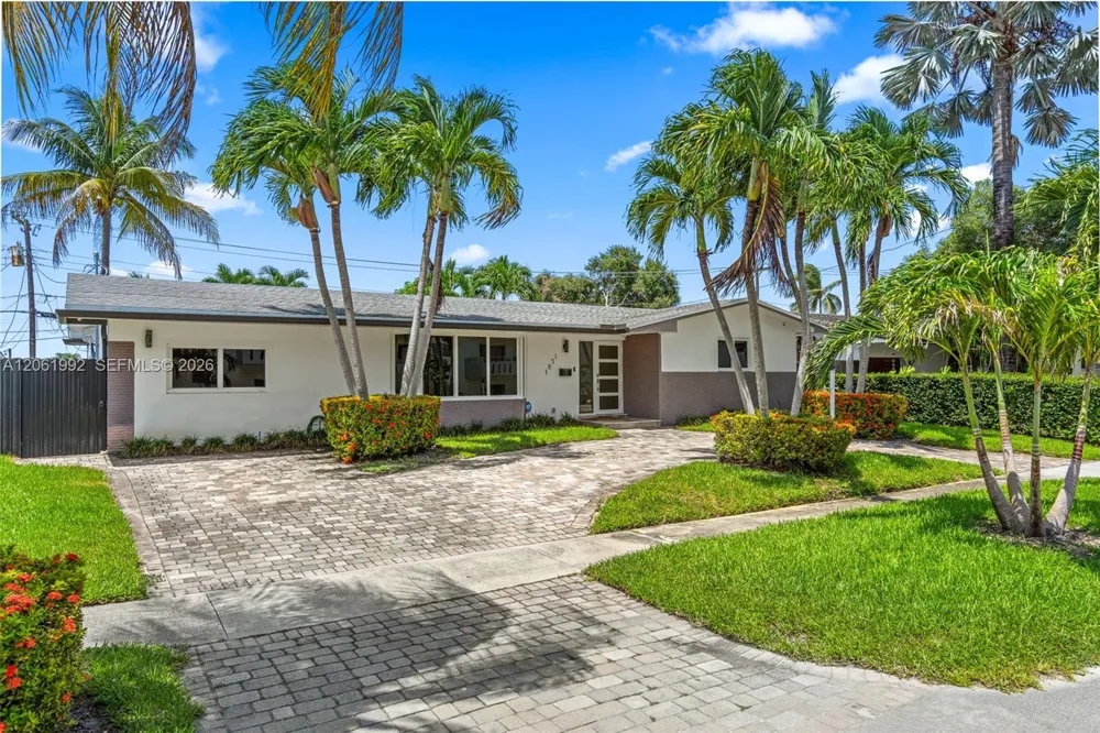1871 NE 186th St North Miami Beach, FL 33179