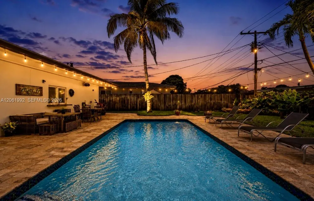 1871 NE 186th St North Miami Beach, FL 33179