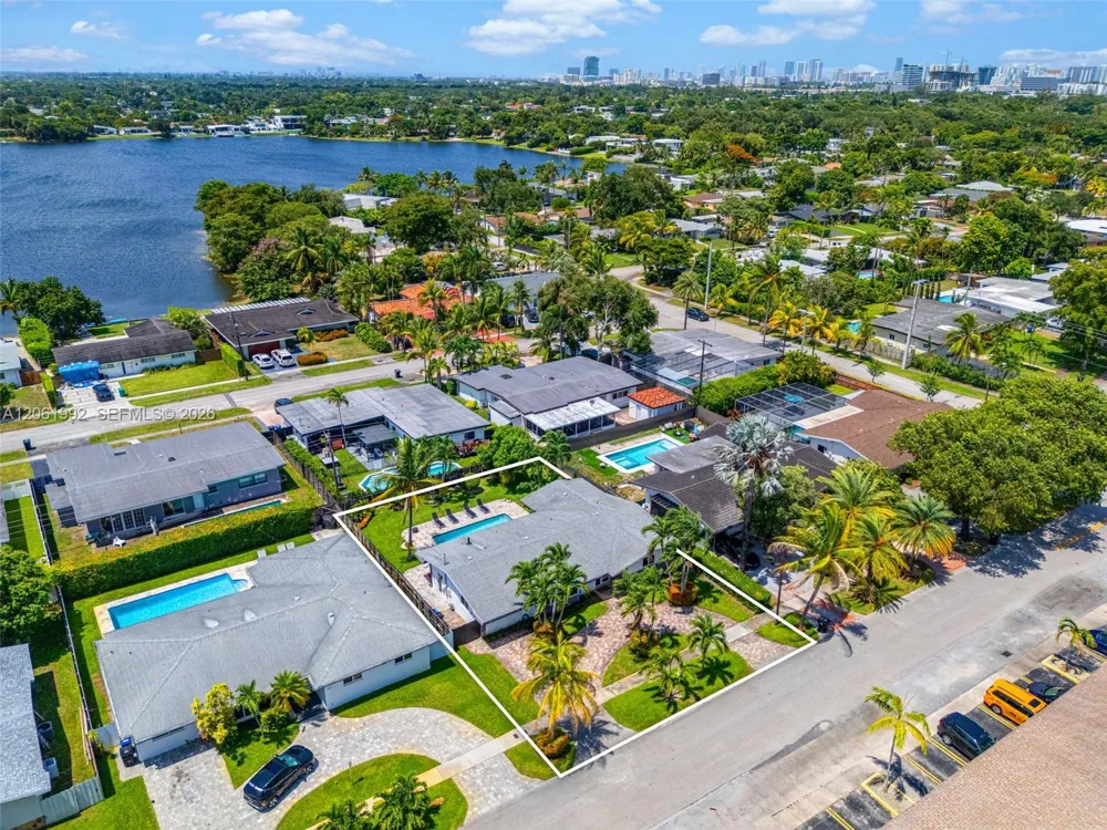 1871 NE 186th St North Miami Beach, FL 33179