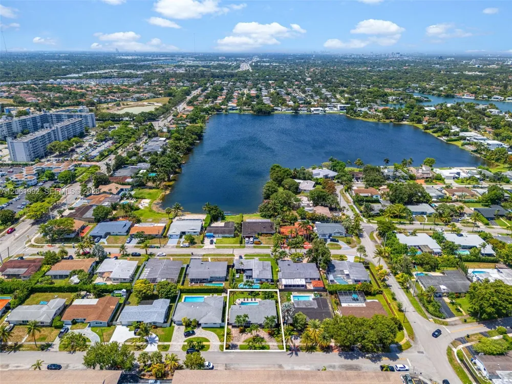 1871 NE 186th St North Miami Beach, FL 33179