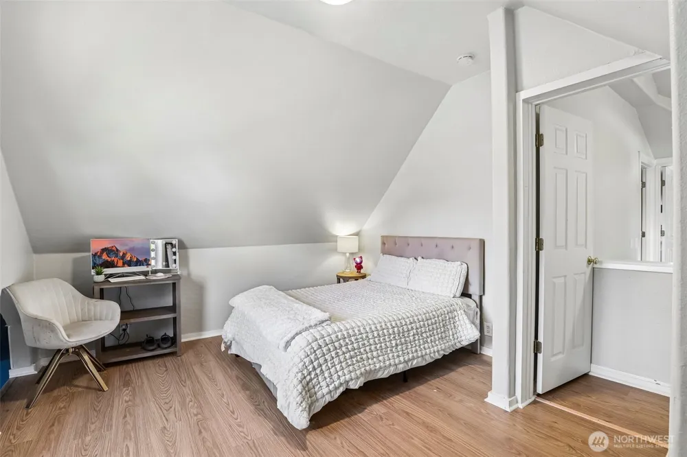 11418 NW 7th Court Vancouver, WA 98685