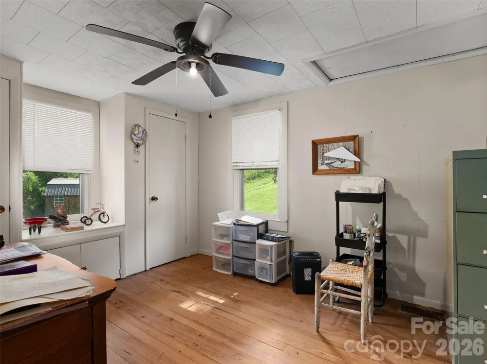 46 Trevor Court Clyde, NC 28721