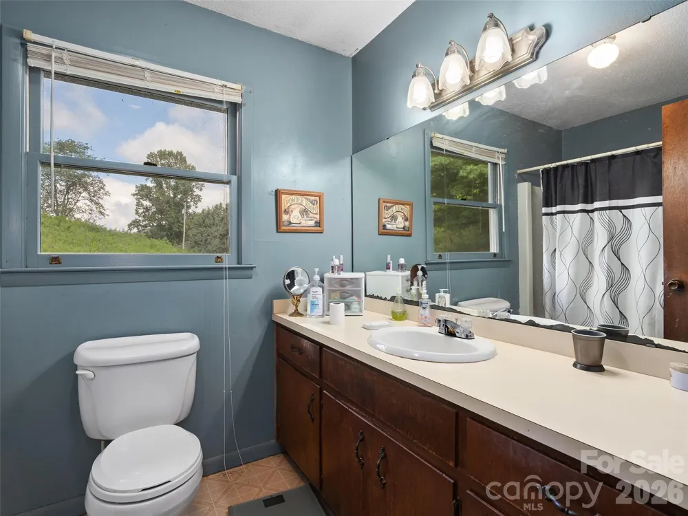 46 Trevor Court Clyde, NC 28721