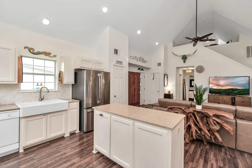 4130 Kent Drive Galveston, TX 77554