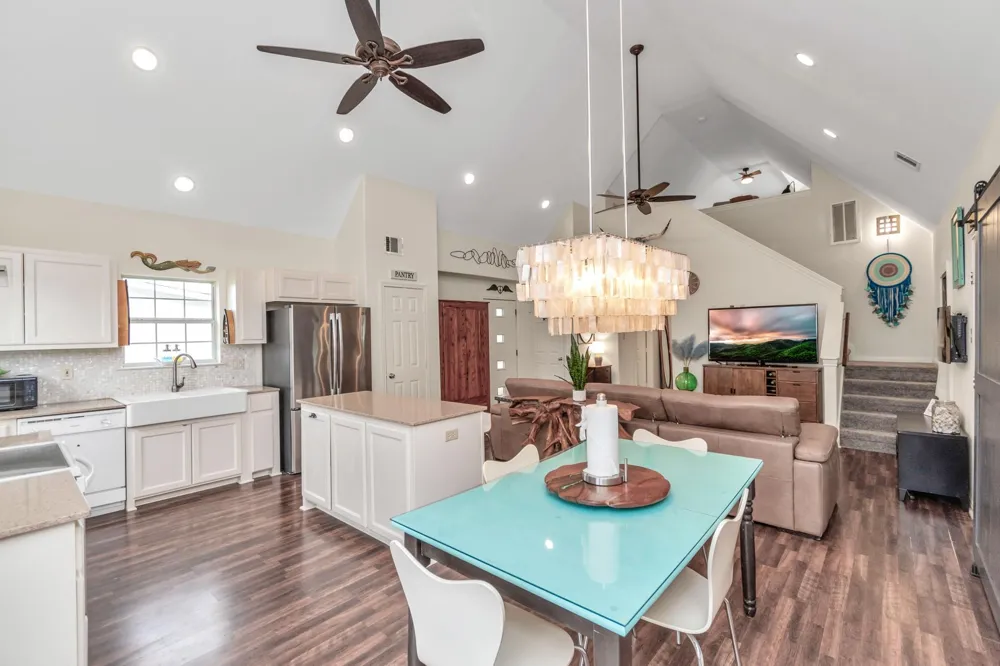4130 Kent Drive Galveston, TX 77554