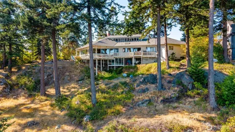 733 Tillamuk Drive