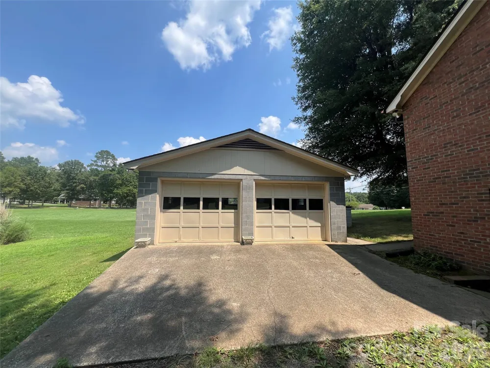 28331 Canton Road Albemarle, NC 28001